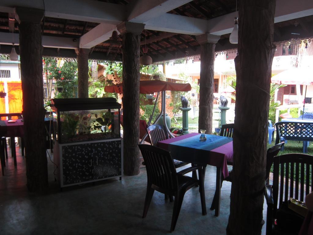 Hilda Guest House Hikkaduwa Esterno foto