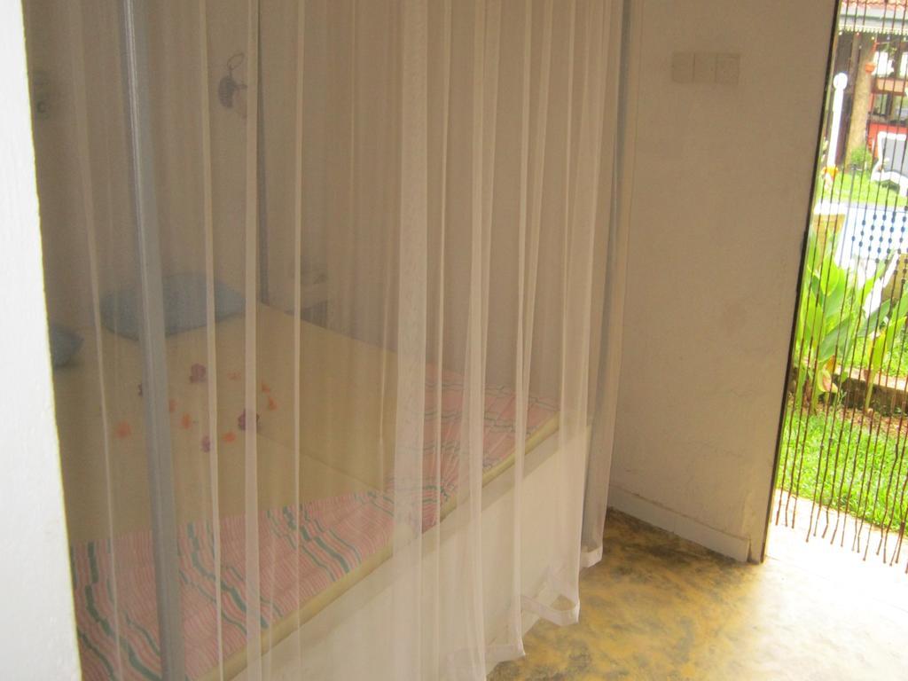Hilda Guest House Hikkaduwa Camera foto