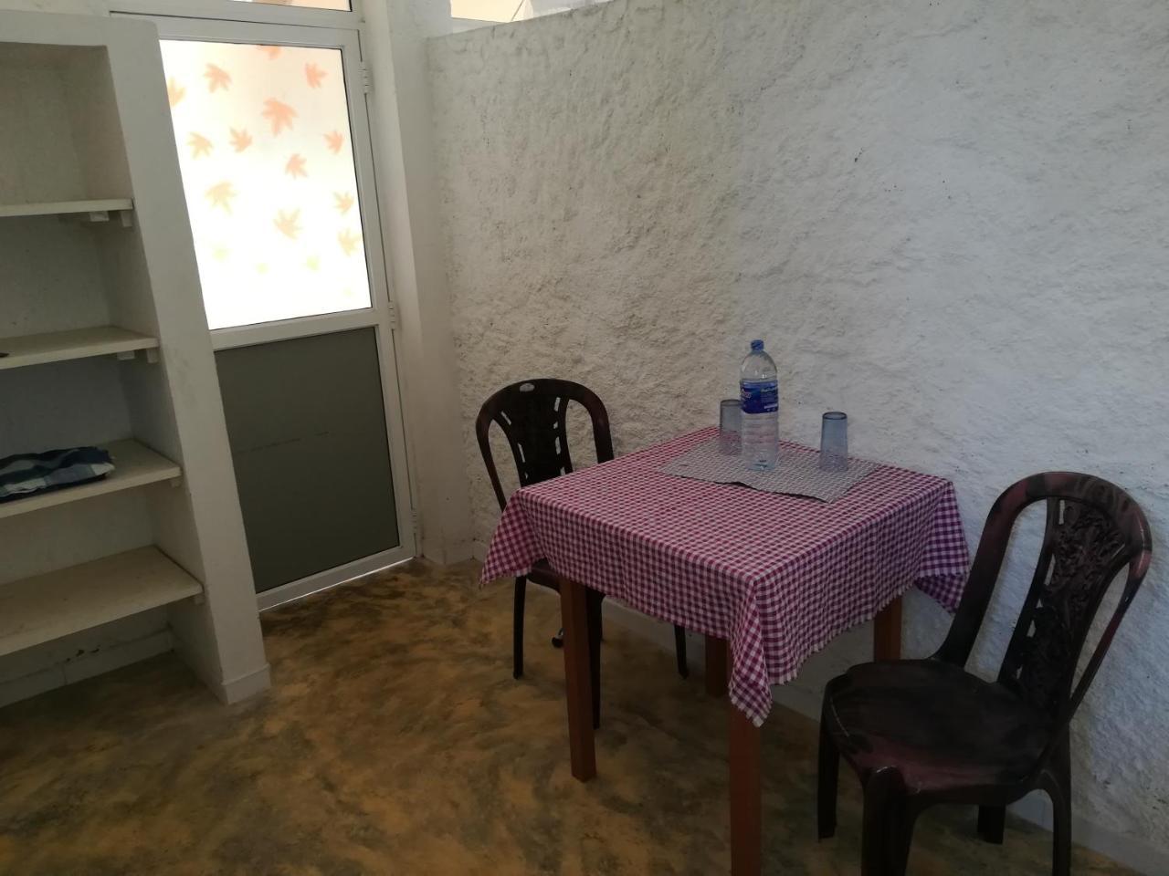 Hilda Guest House Hikkaduwa Esterno foto